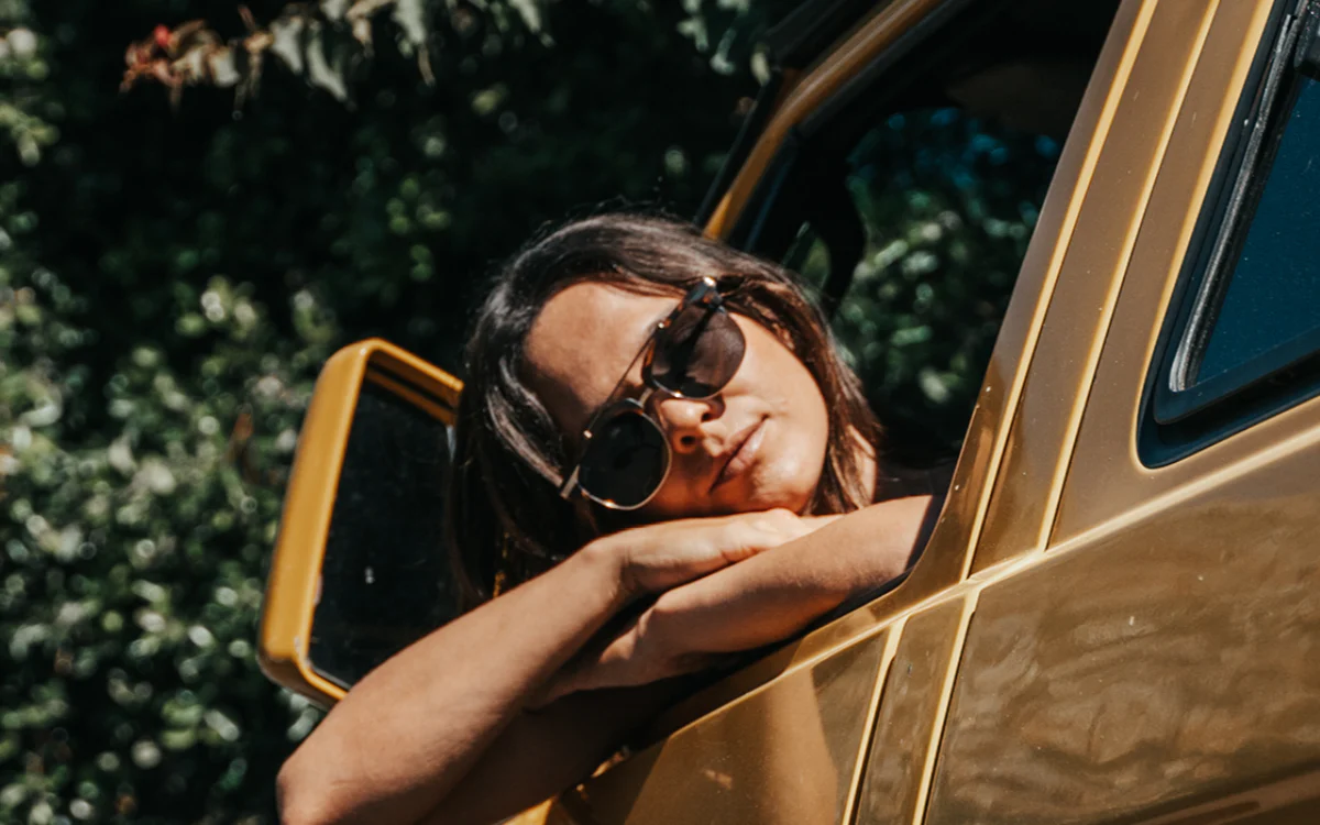 Matte Black Gold - Jet Black Lens Polarized - Castaway - Image 2