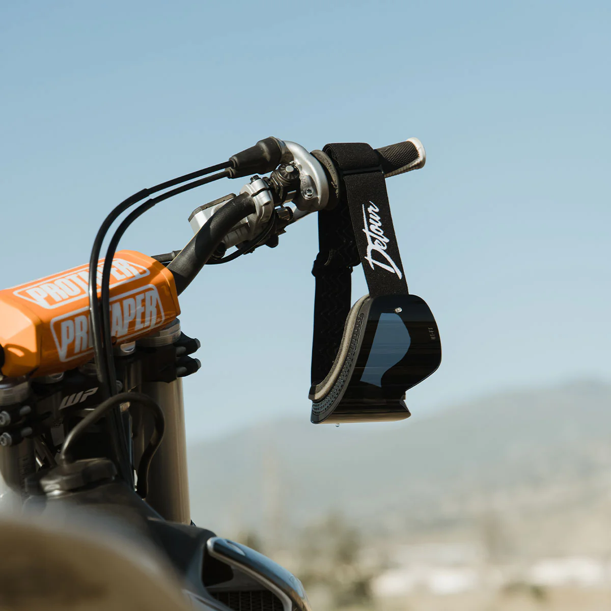 PowPow Moto - Blackout - HI-FI QuickGrip Lens - Image 8