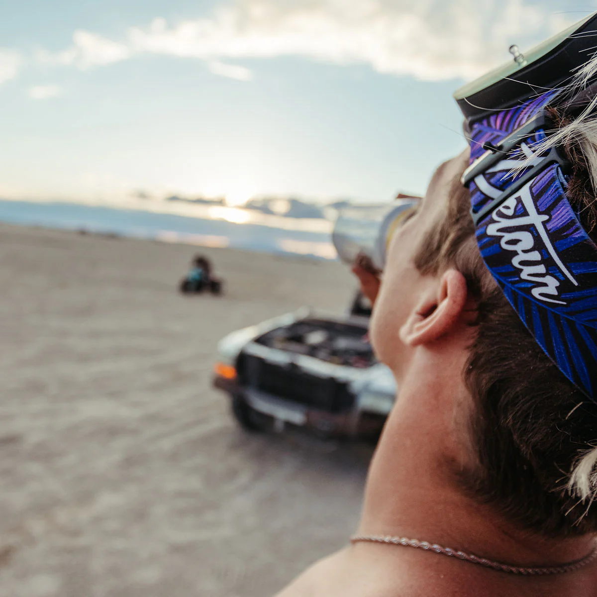 PowPow Moto - Electric Paradise - HI-FI QuickGrip Lens - Image 5